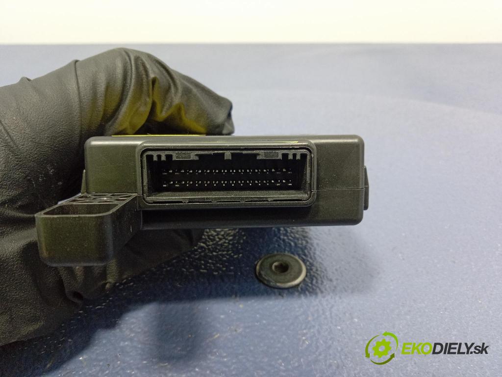 Kia Sportage 2022 řídící jednotka 88B70R2020