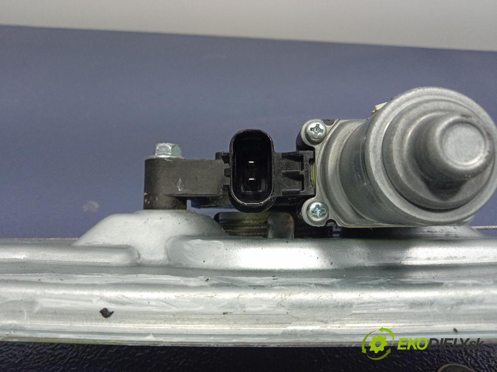 Kia Sportage 2022 mechanismus stahování Sklenka: Zad: v pravo: BA050K0030