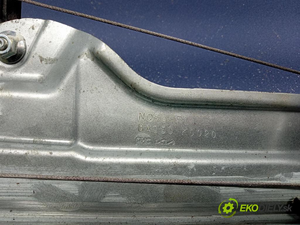 Kia Sportage 2022 mechanismus stahování Sklenka: Zad: v pravo: BA050K0020