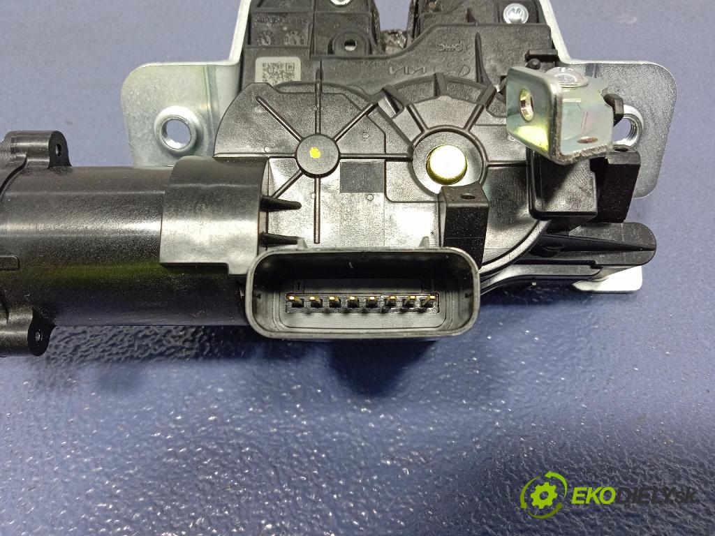 Kia Sportage 2022 zámek Klapky: kufr 81800P1100