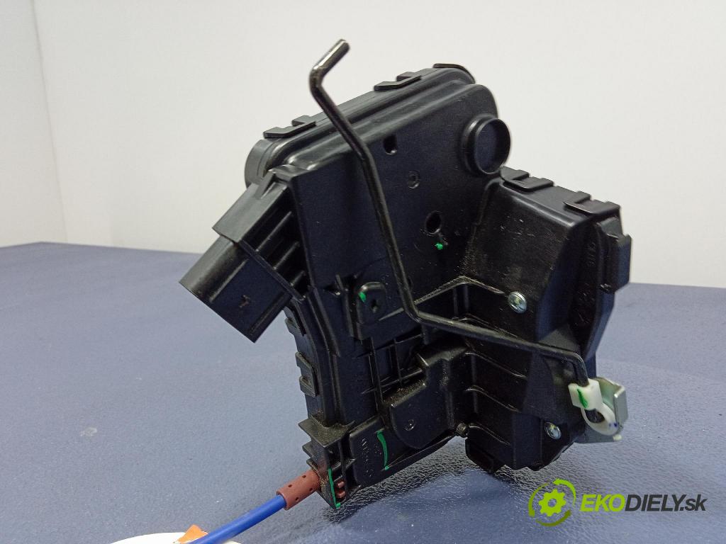 Kia Sportage 2022 zámok dvere zad Vľavo: 81410R2000