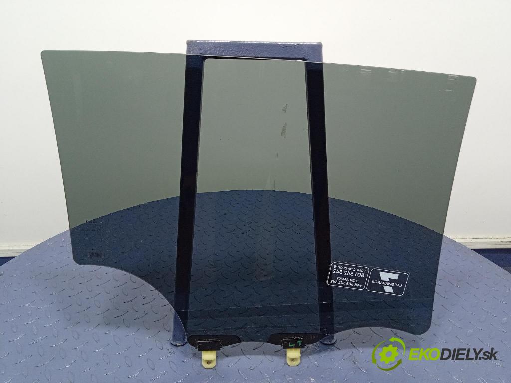 Kia Sportage 2022 sklo dveře Zad: levé 