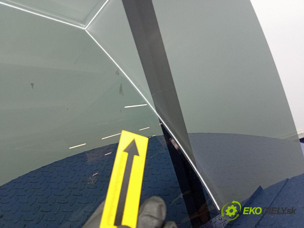 Kia Sportage 2022 sklo dveře Zad: Práva: