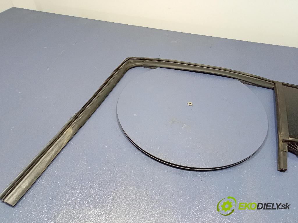 Kia Sportage 2022 sklo dveře Zad: levé 83530R2010