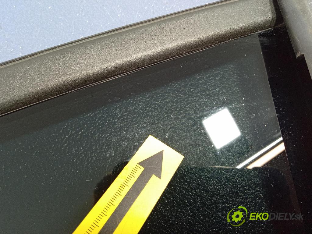 Kia Sportage 2022 sklo dveře Zad: Práva: 83540R2010