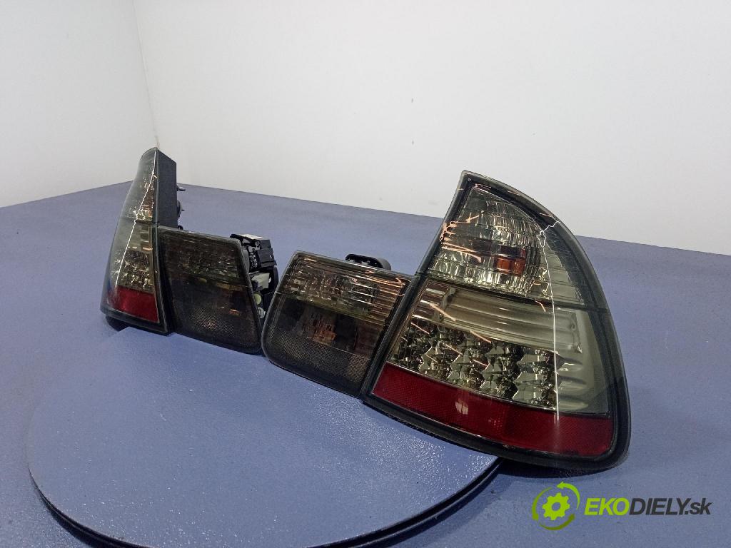 Bmw Seria 3 2002 svetlo / reflektor zad ľavá Vonkajsia: SK1611 10399SW