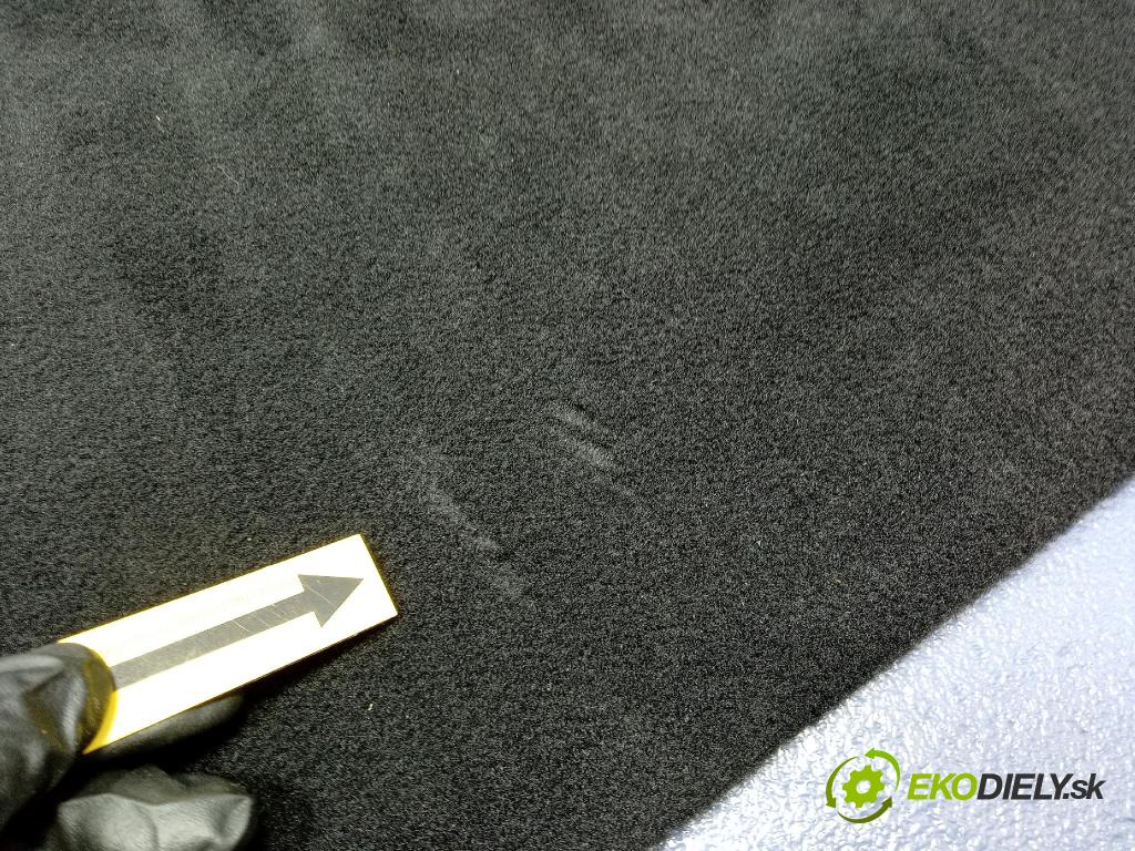 Kia Sportage 2022 koberec do auta 85715R2000