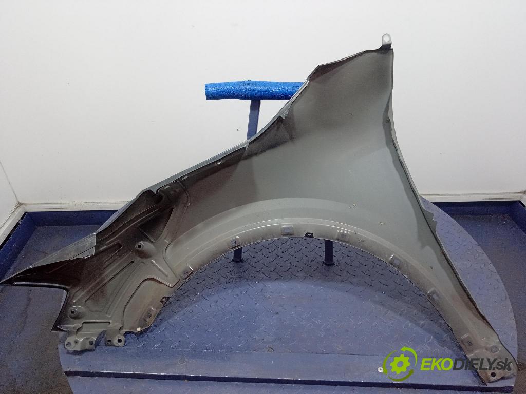 Kia Sportage 2022 blatník Predné v pravo: 