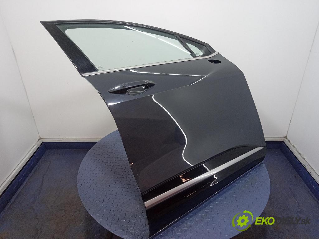 Kia Sportage 2022 dveře před prave