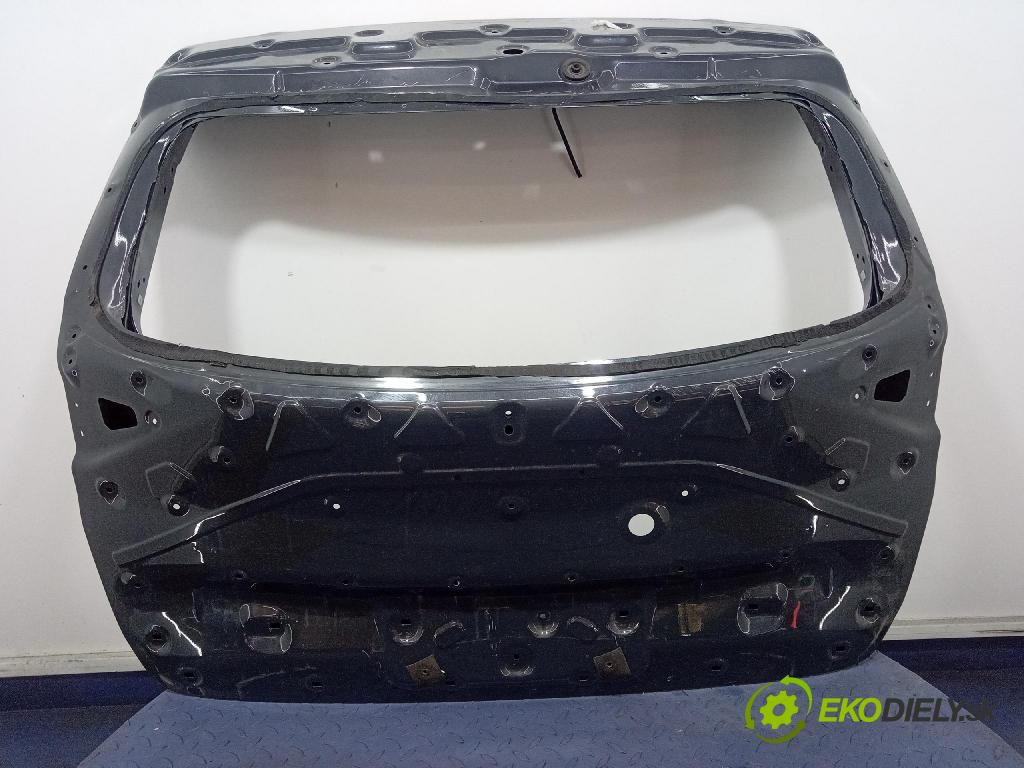 Kia Sportage 2022 zadna dveře kufra: kufra: