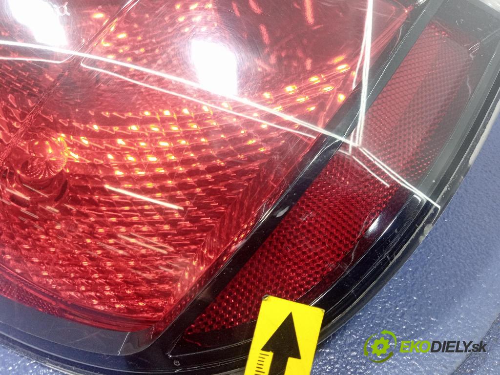 Kia Rio 2006 světlo Zad: levá Mimo: 92401-1G2