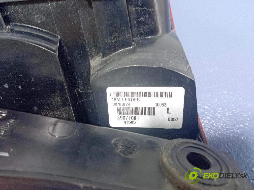 Nissan Qashqai 2009 světlo Zad: levá Mimo: 89071081