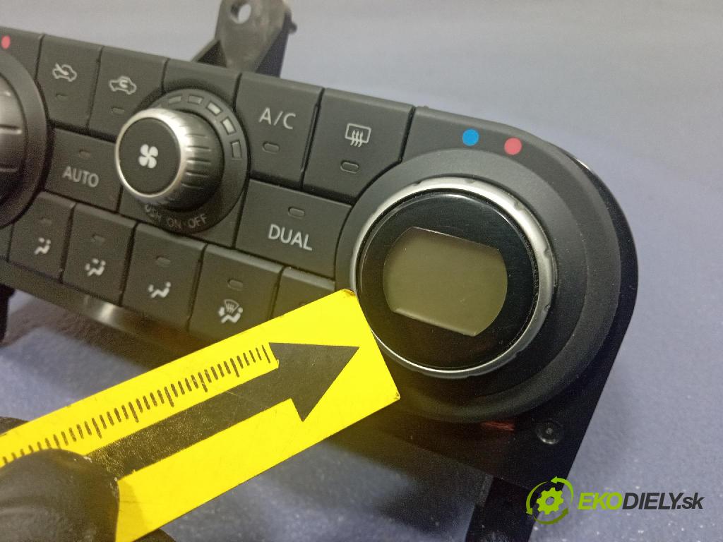 Nissan Qashqai 2009 prepínač Klimatizácia: Prúd vzduchu: 27500JD40C