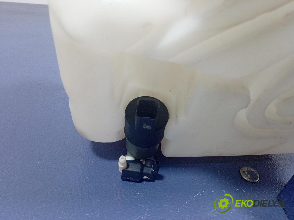 Nissan Qashqai 2009 nádržka Podložka: 28910JD900