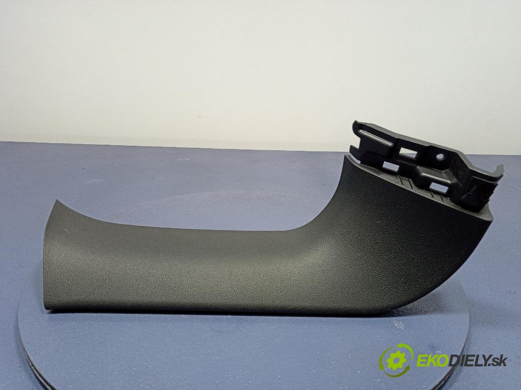 Kia Sportage 2022 kryt Plast: Interiéry: 81730R2000WK