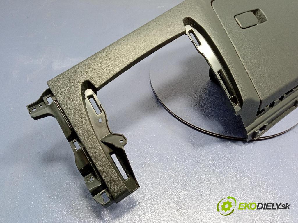 Kia Sportage 2022 kastlík 84760R2000