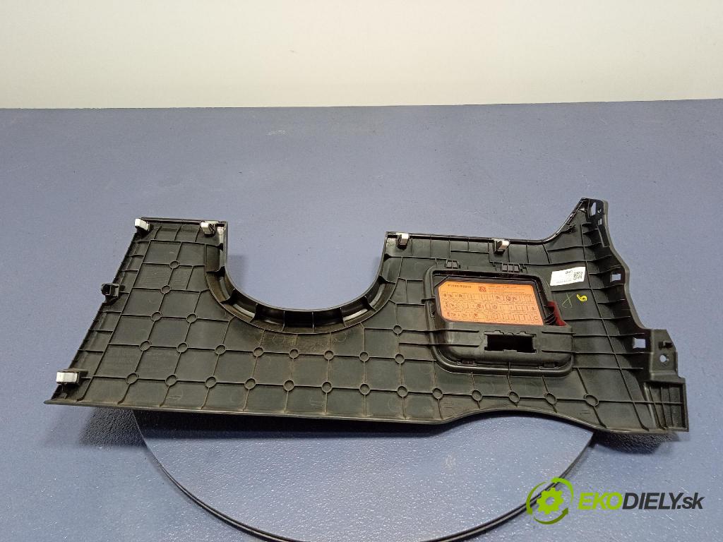 Kia Sportage 2022 kryt Plast: Interiéry: 84750R2000