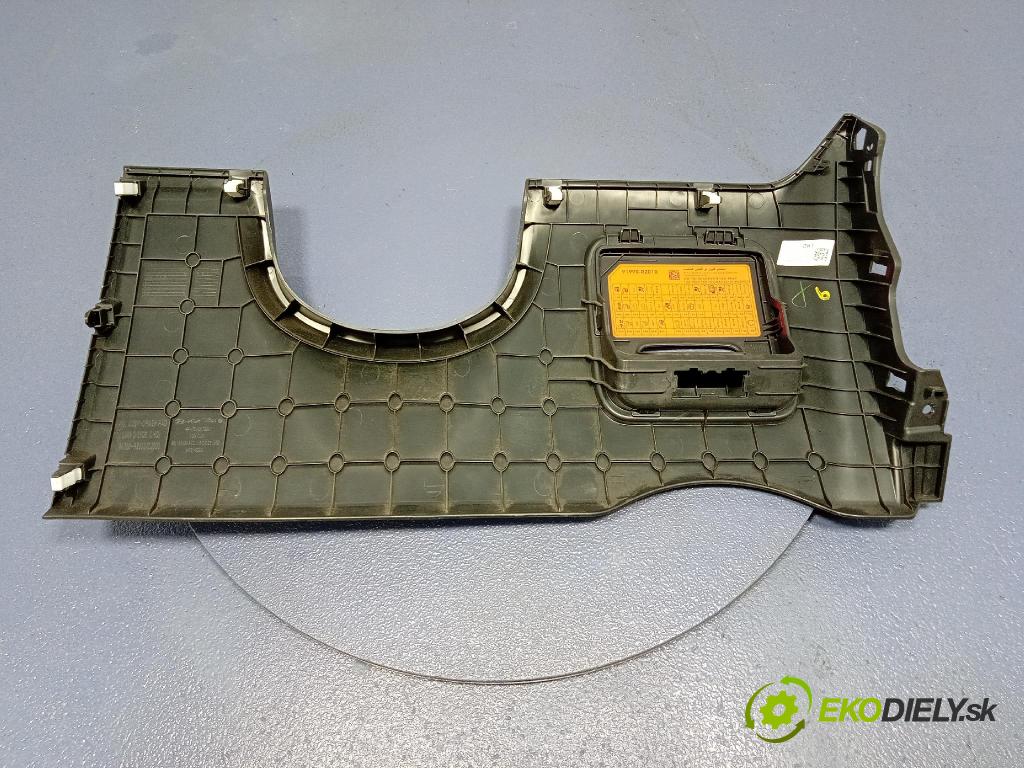 Kia Sportage 2022 kryt Plast: Interiéry: 84750R2000