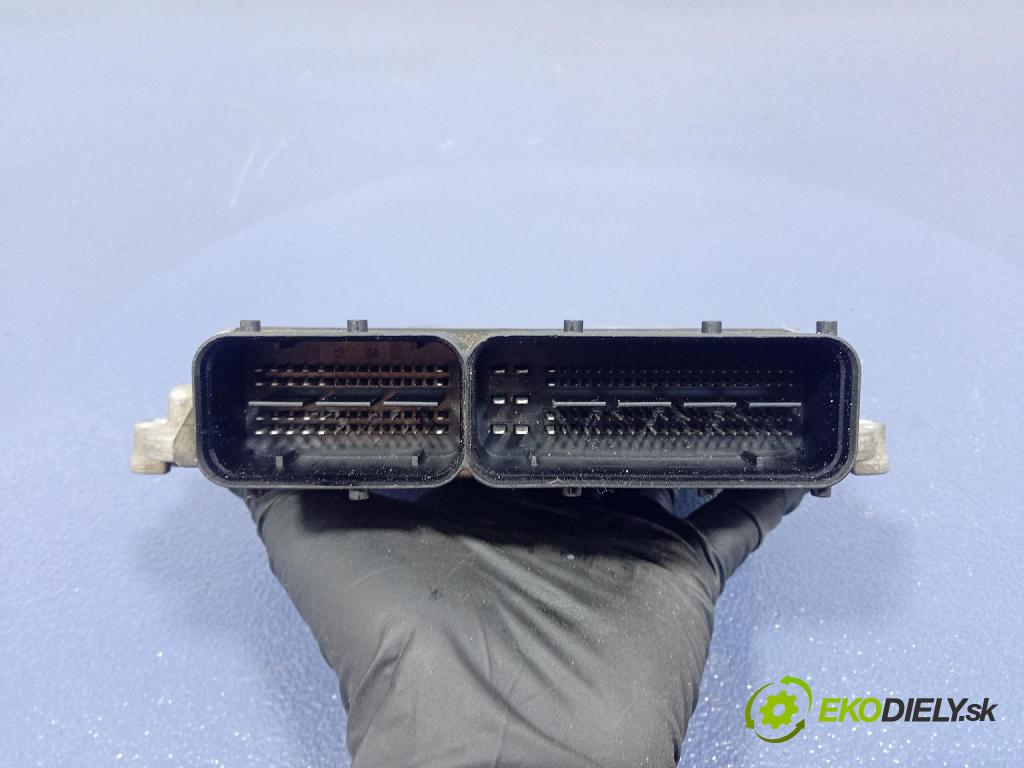 Kia Rio 2006 řídící jednotka Motor: 39101-2A615