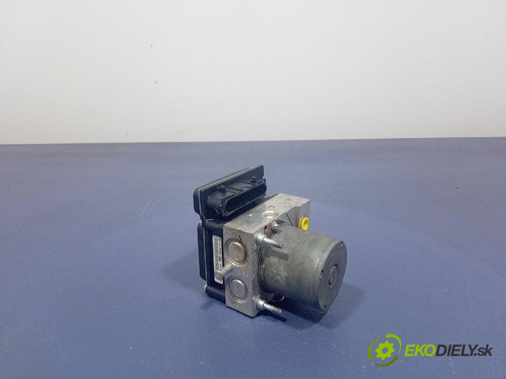 Nissan Qashqai 2009 čerpadlo ABS x 47660JD01C