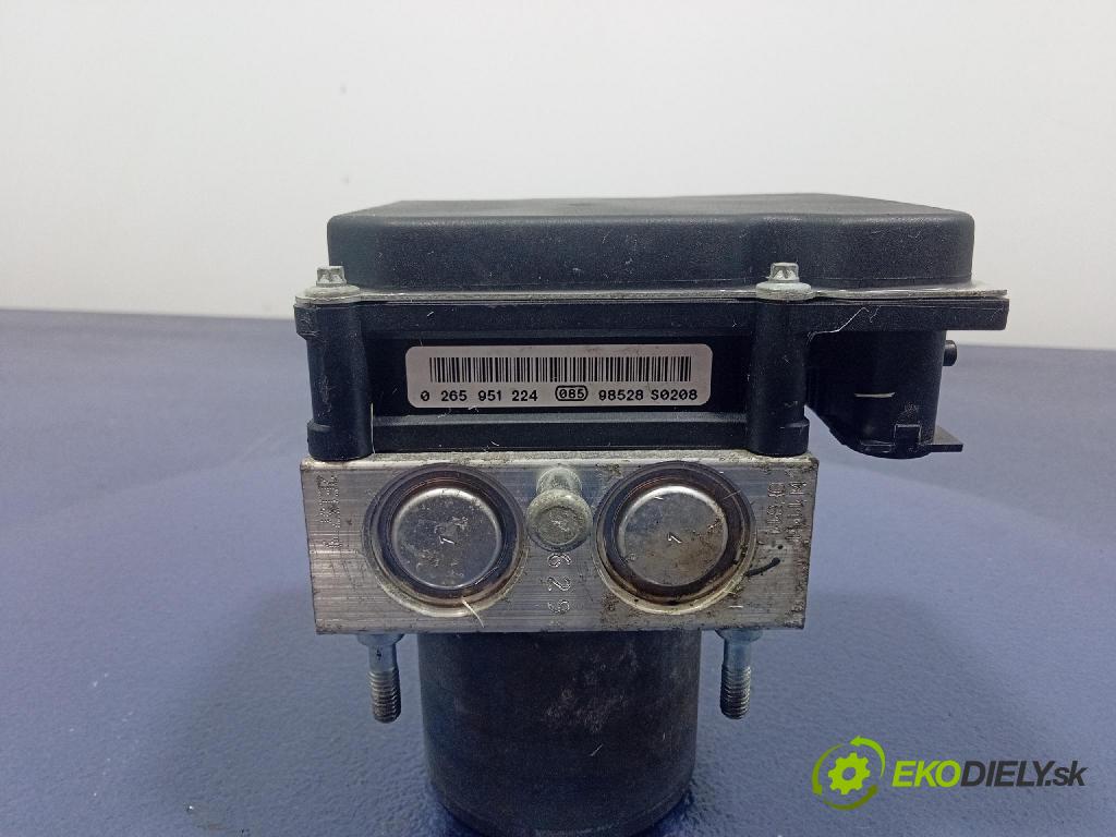 Nissan Qashqai 2009 čerpadlo ABS x 47660JD01C