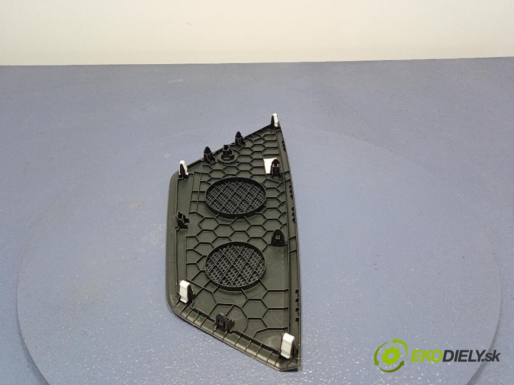 Kia Sportage 2022 kryt Plast: Interiéry: 84716R2000