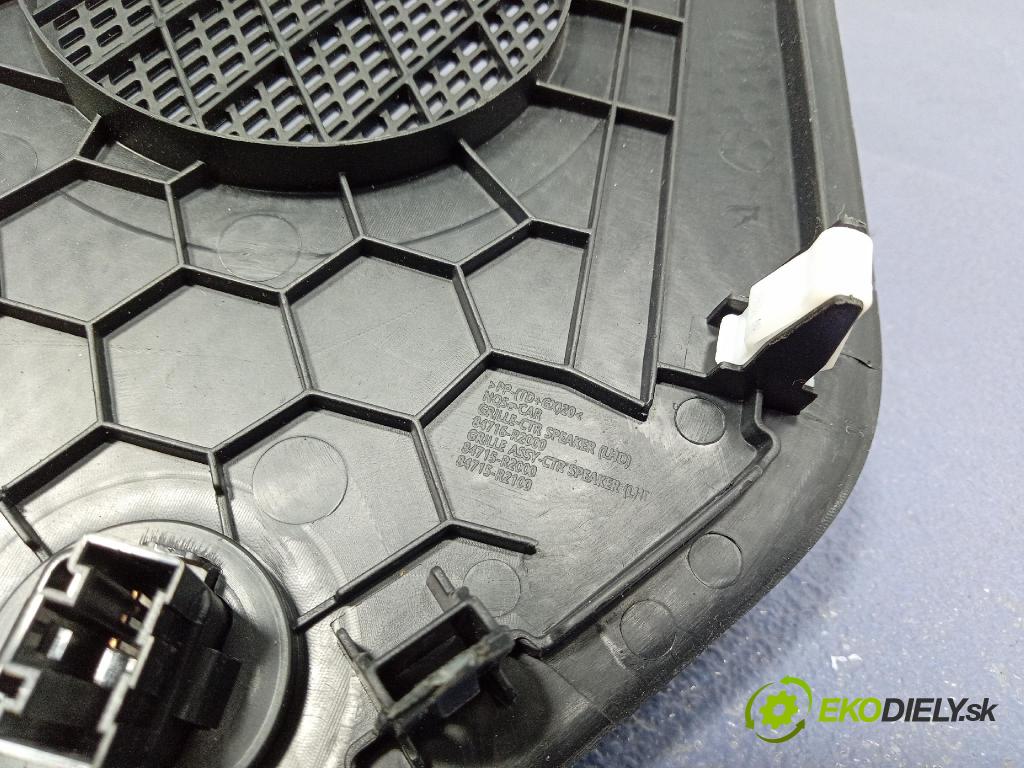 Kia Sportage 2022 kryt Plast: Interiéry: 84716R2000