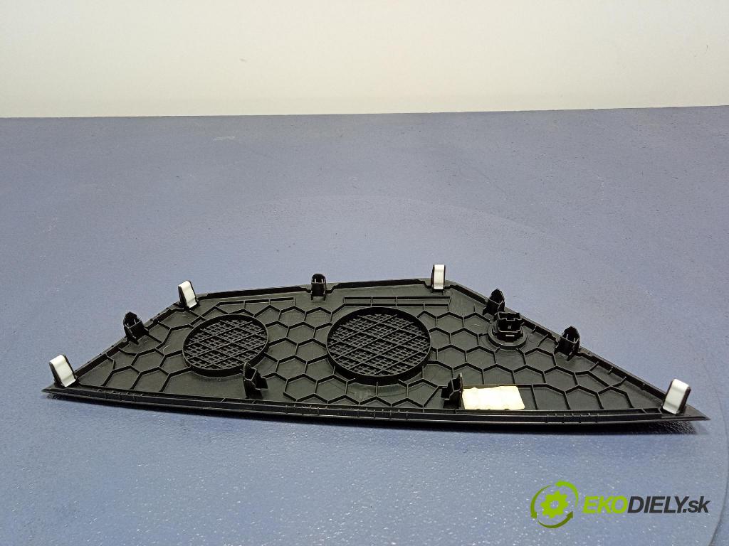 Kia Sportage 2022 kryt Plast: Interiéry: 84716R2000