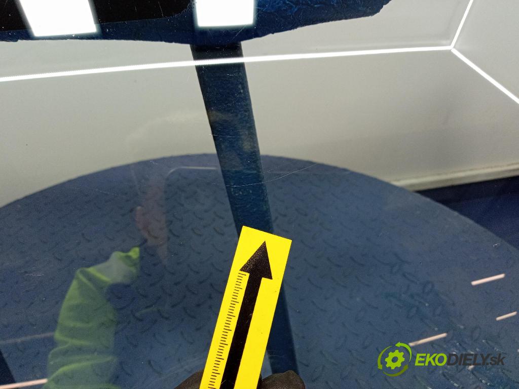 Kia Sportage 2022 sklo Predné: přední: