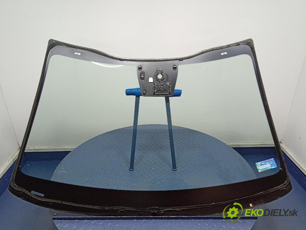 Kia Sportage 2022 sklo Predné: přední: 