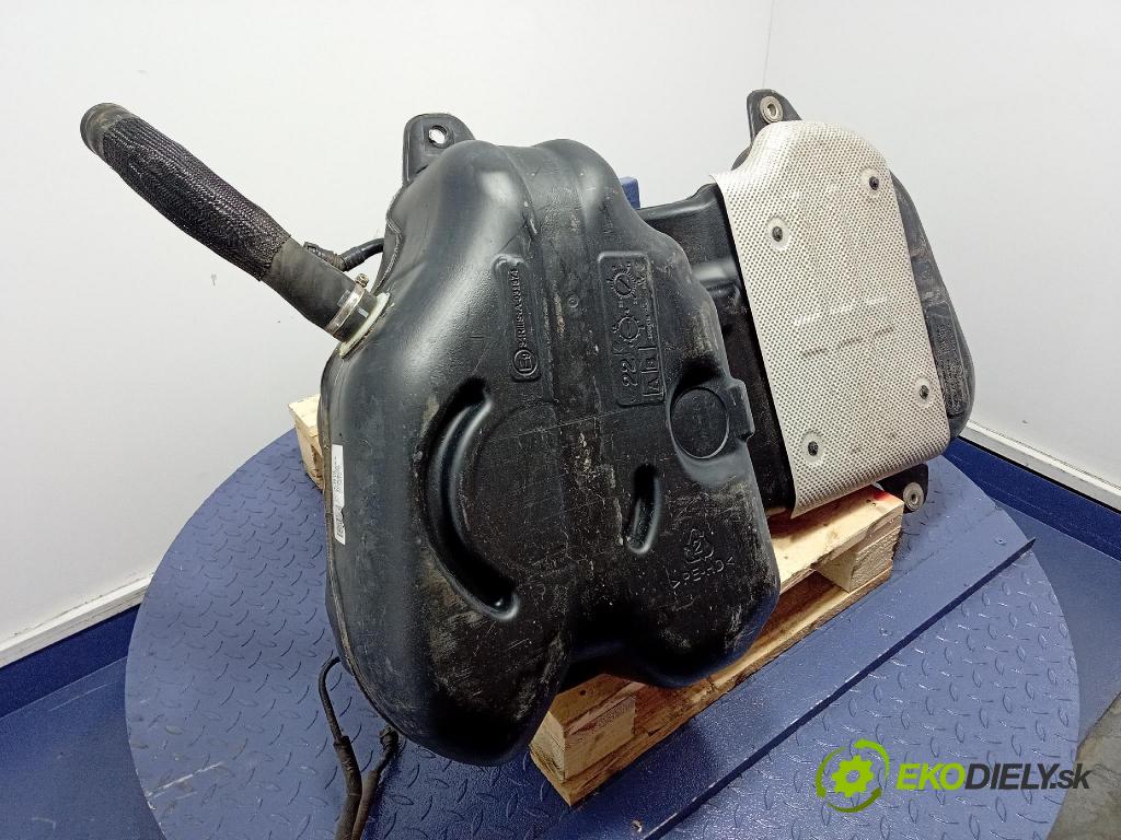 Kia Sportage 2022 Nádrž: paliva 31171N7000