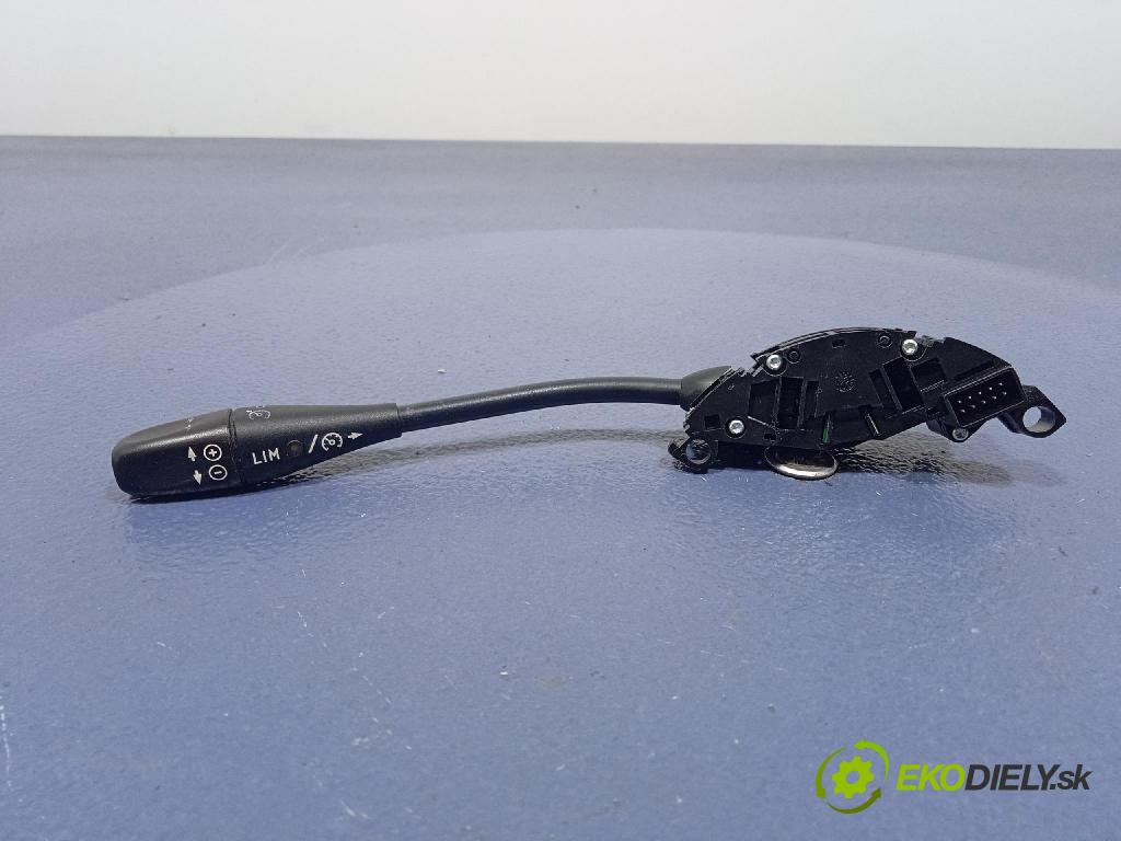 Mercedes A-Klasa 2004 prepínač