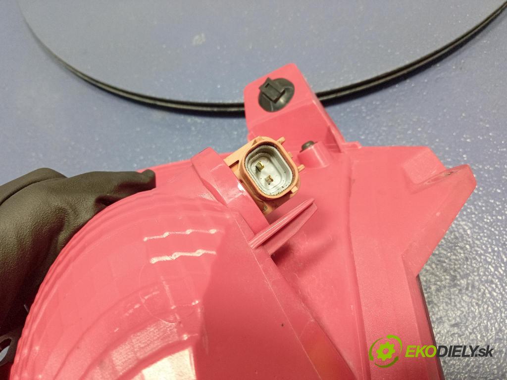 Kia Sportage 2022 svetlo / reflektor zad ľavá Vnútri: 92405R2000