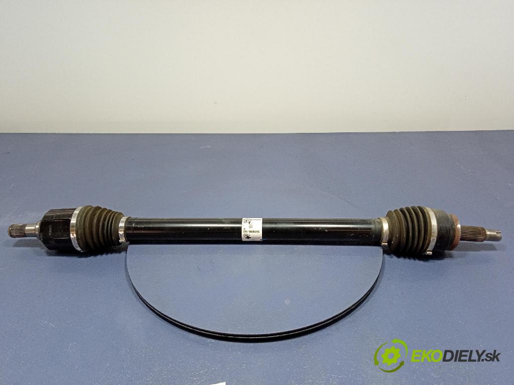 Kia Sportage 2022 poloos Prava: Predné 49501N7110