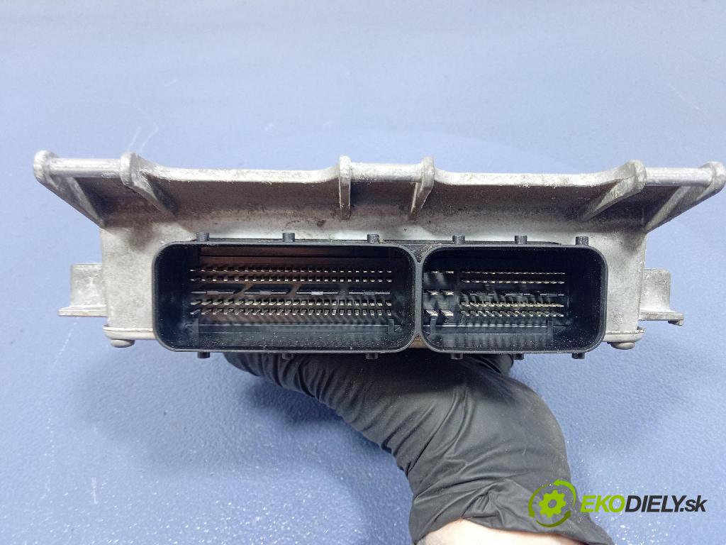 Mercedes A-Klasa 2004 riadiaca jednotka Motor: A2661533179