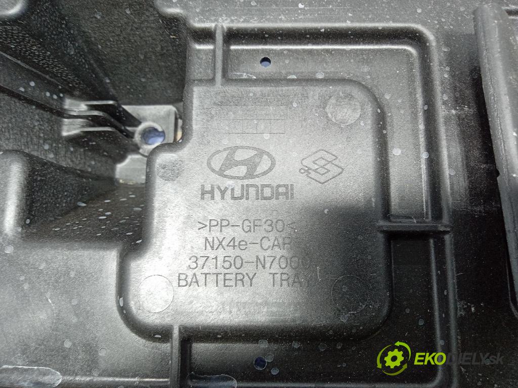 Kia Sportage 2022 Základ: batéria 37150N7000