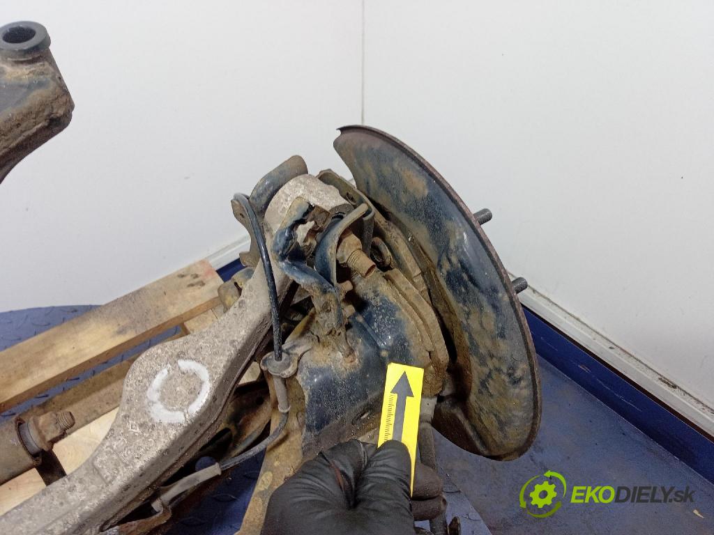 Nissan Qashqai 2009 výstuha Pozastavenia: zad