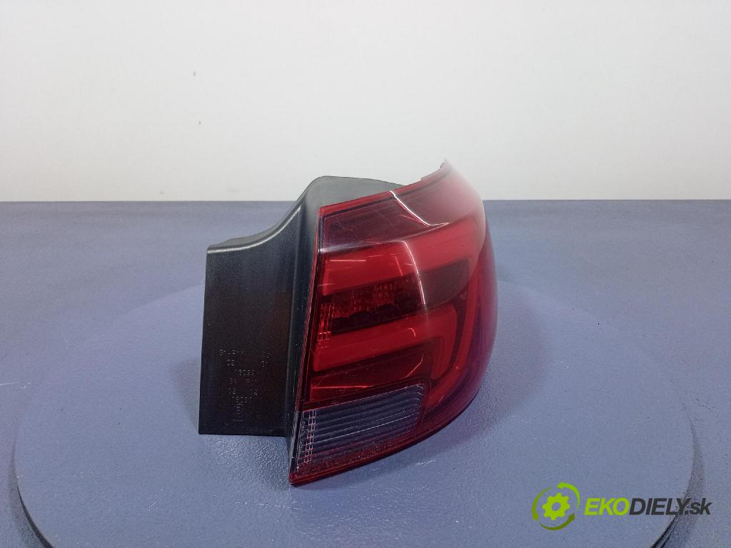 Opel Astra 2019 světlo Zad: Práva: Mimo: 39077377