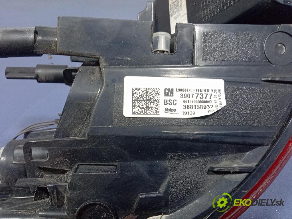 Opel Astra 2019 světlo Zad: Práva: Mimo: 39077377