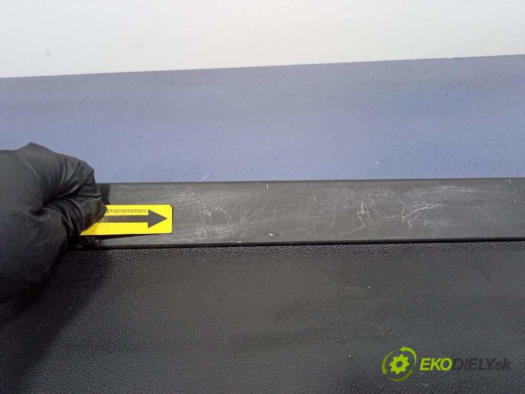 Opel Astra 2019 roleta