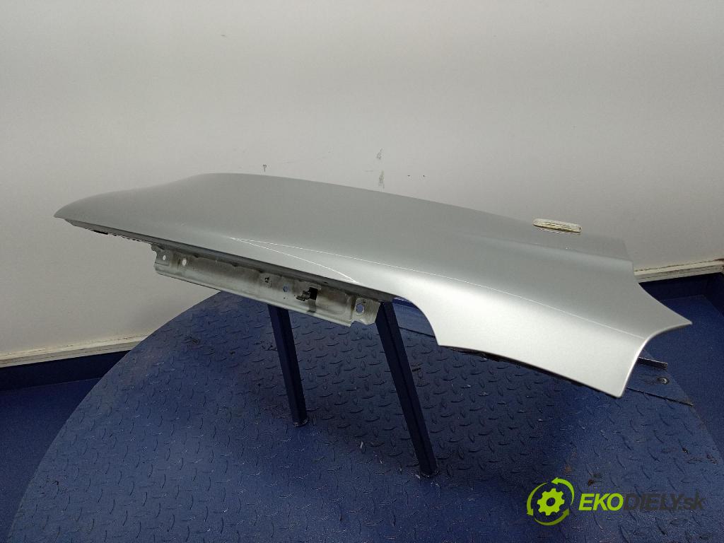 Nissan Qashqai 2009 blatník Predné v pravo: