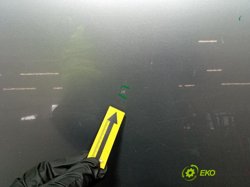 Nissan Qashqai 2009 dveře Zad: prave