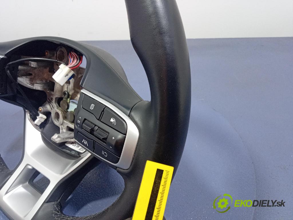 Kia Sportage 2022 volant JHT410-2