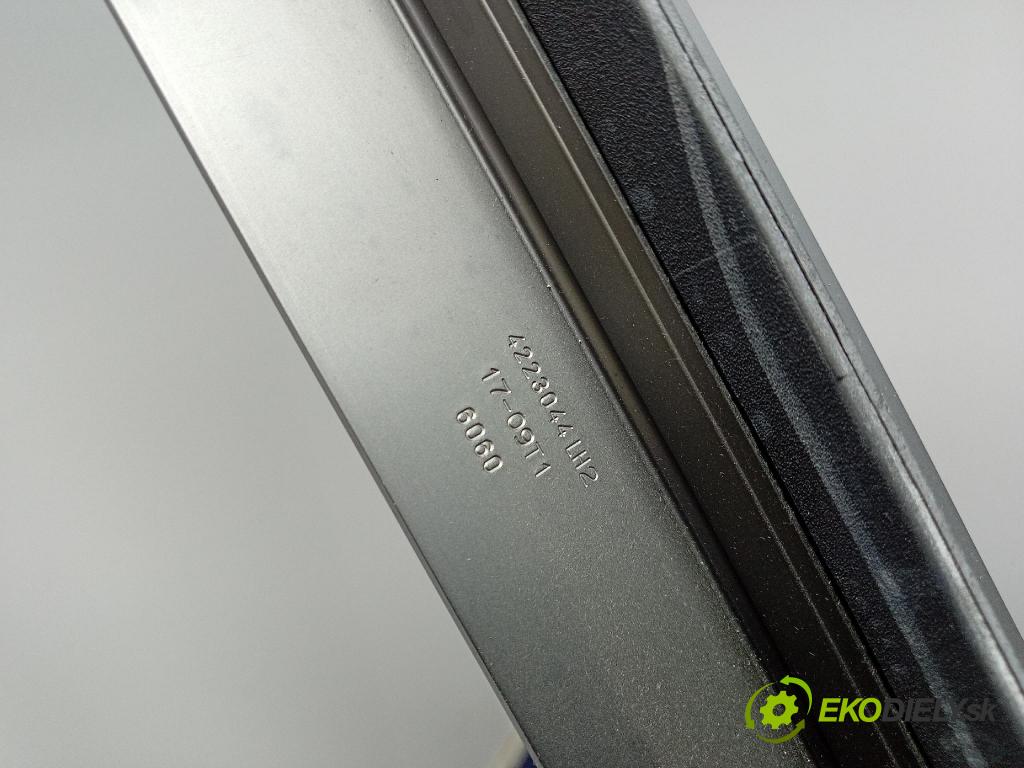 Nissan Qashqai 2009 Střešní okno: