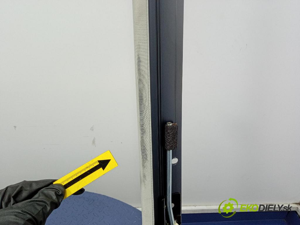 Nissan Qashqai 2009 Střešní okno: