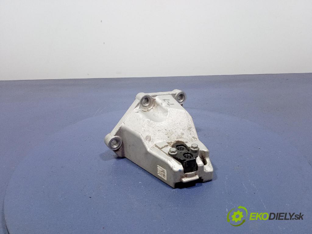 Kia Sportage 2022 Vankúš/: držiak Motor: