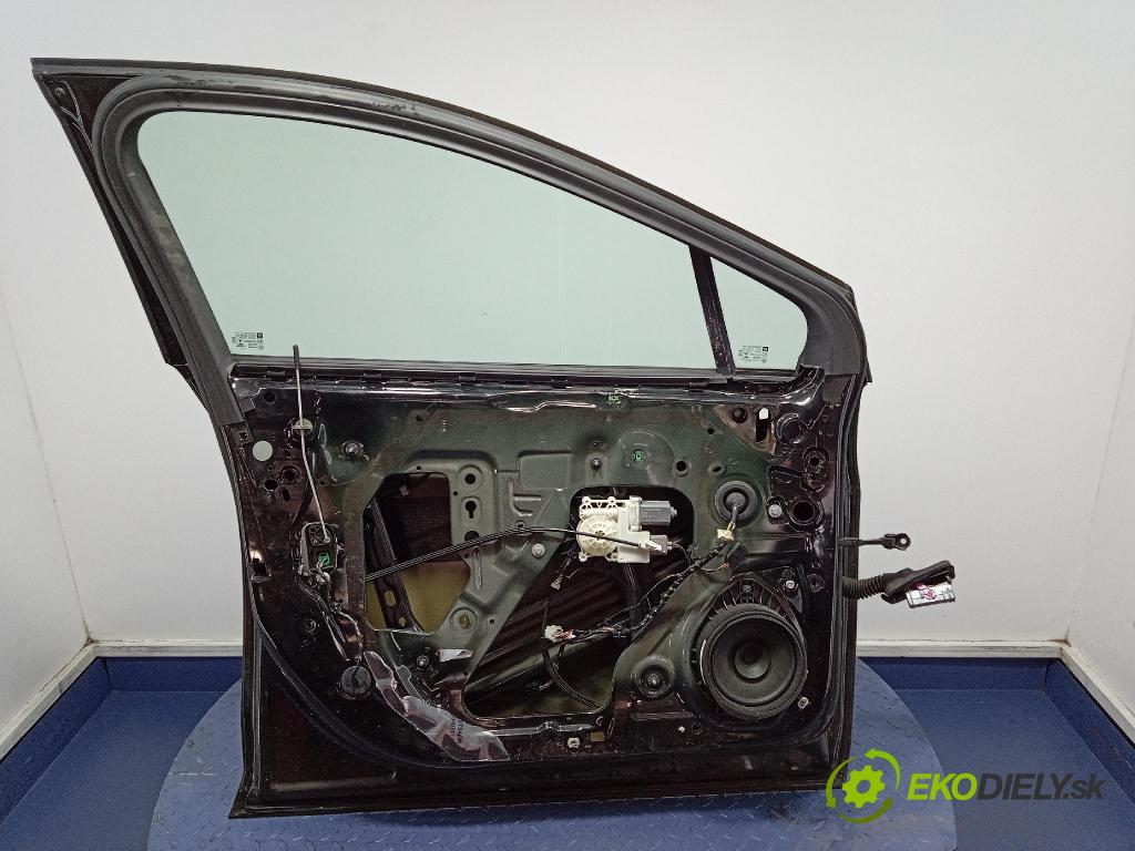 Opel Astra 2019 dvere Predné Vľavo: