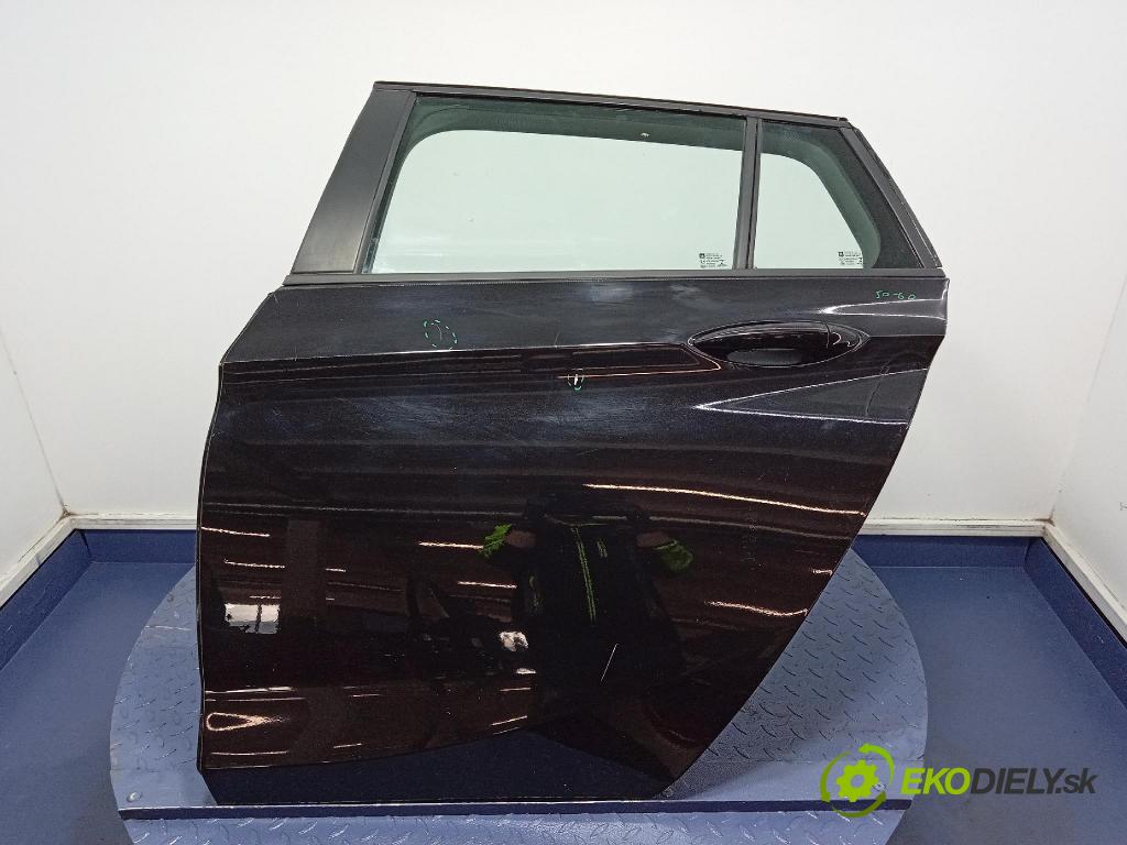 Opel Astra 2019 dvere zad Vľavo: