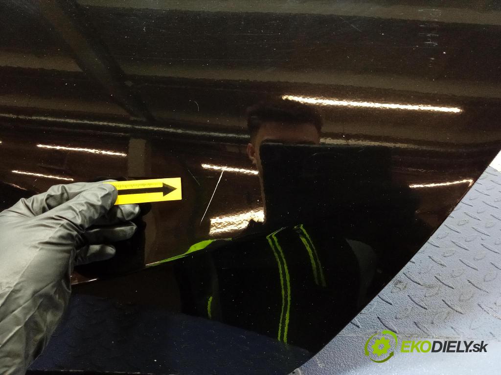 Opel Astra 2019 dvere zad Vľavo: