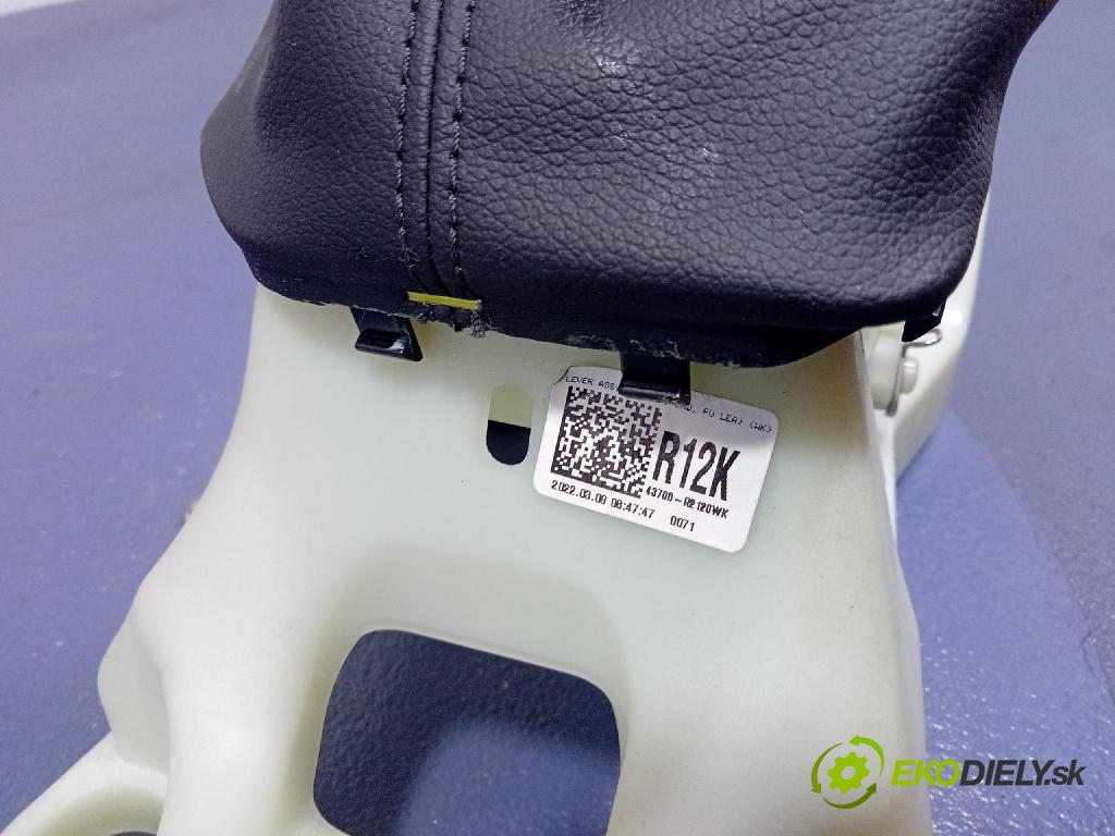 Kia Sportage 2022 Páka: Zmeny: 43700-R2